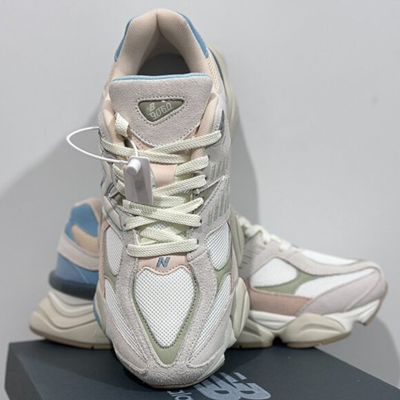 New Balance 9060 GC9060JF Sneaker - Picture 5 of 10